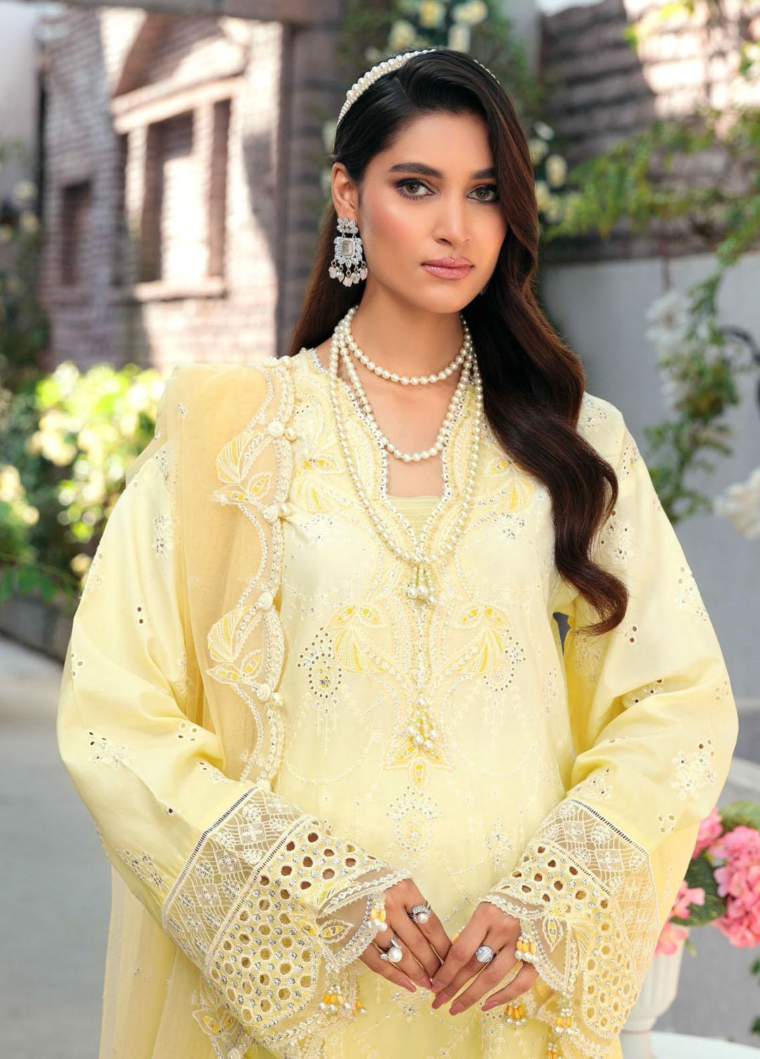 Anaya By Kiran Chaudhry Embroidered Lawn Suits Unstitched 3 Piece AKC22CK ACL22-05-Gulbahar - Luxury Collection