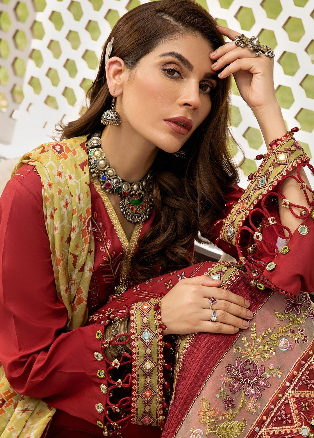 Anaya By Kiran Chaudhry Embroidered Lawn Suits Unstitched 3 Piece AKC21E AE21-02 SANYA - Luxury Collection