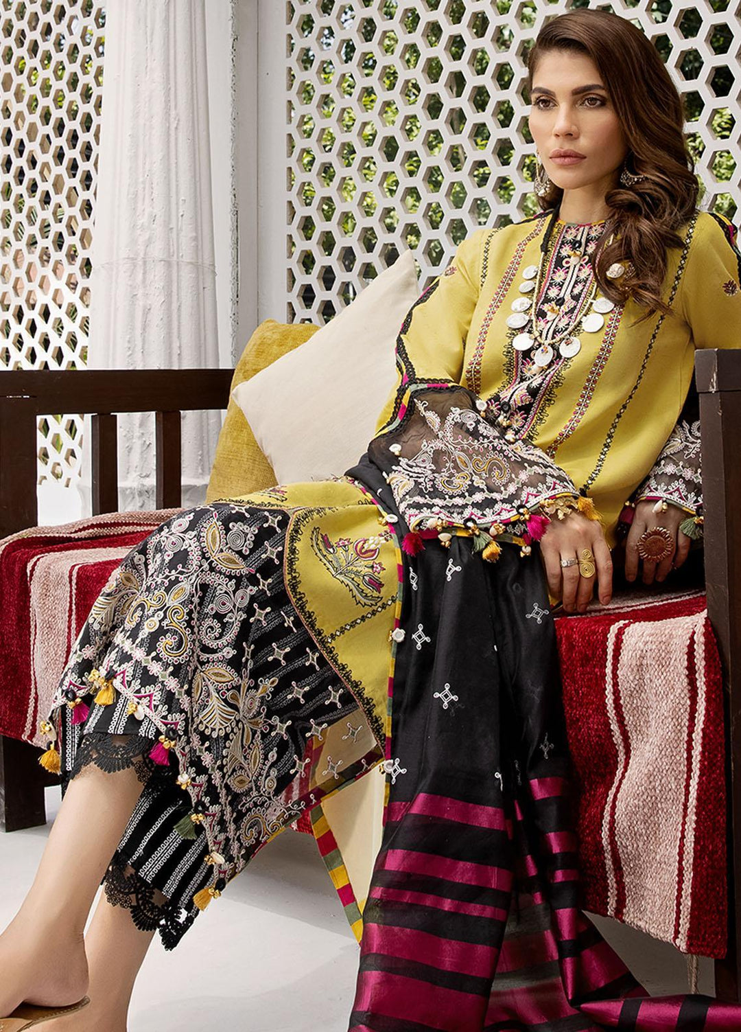 Anaya By Kiran Chaudhry Embroidered Lawn Suits Unstitched 3 Piece AKC21E AE21-03 NEHA - Luxury Collection