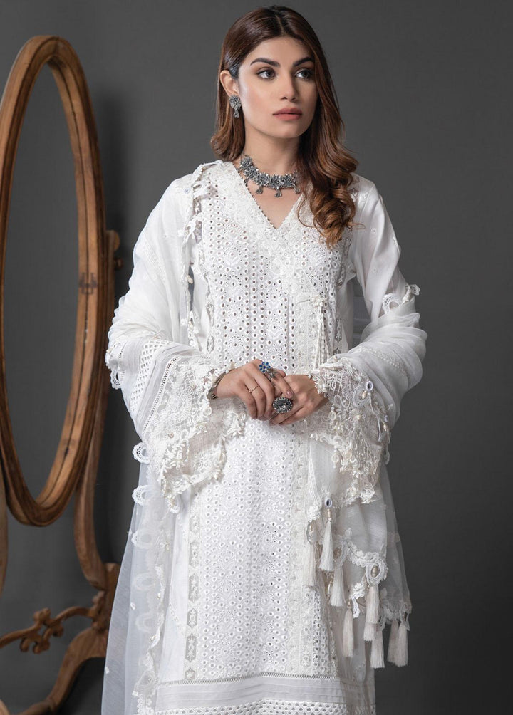 Monochrome Mystique By Anaya Embroidered Lawn Suits Unstitched 3 Piece AKC22MM ALM21-01-Kainat - Black & White Collection