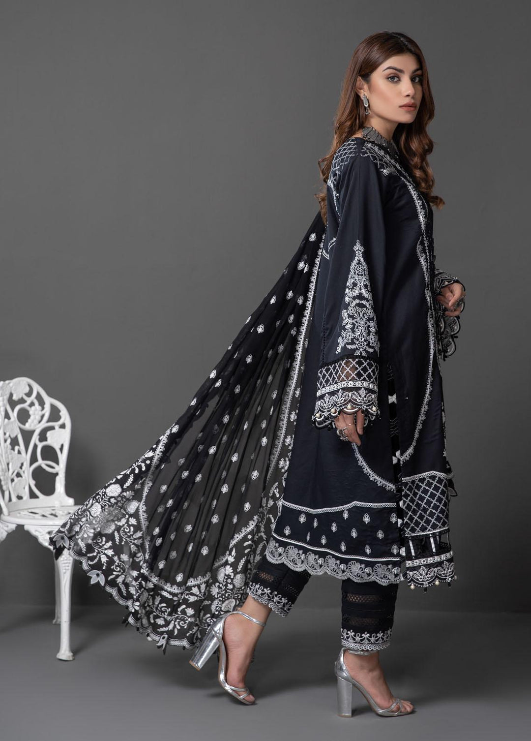 Monochrome Mystique By Anaya Embroidered Lawn Suits Unstitched 3 Piece AKC22MM ALM21-04-Sahifa - Black & White Collection