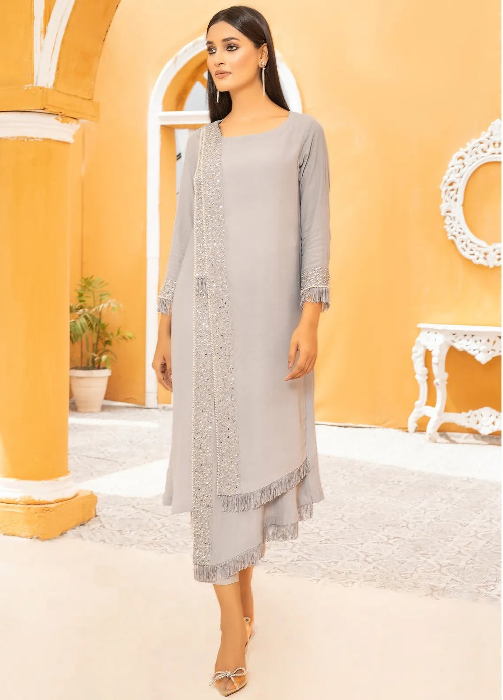 Anayra Amal Pret Embellished Grip Georgette 2 Piece Suit Inara