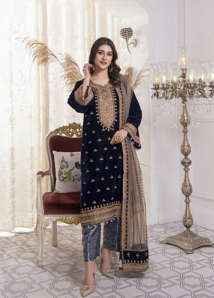 Andaaz by Lussoro Embroidered Velvet Suits Unstitched 3 Piece LR22VU Crimson -03 - Luxury Velvet Collection