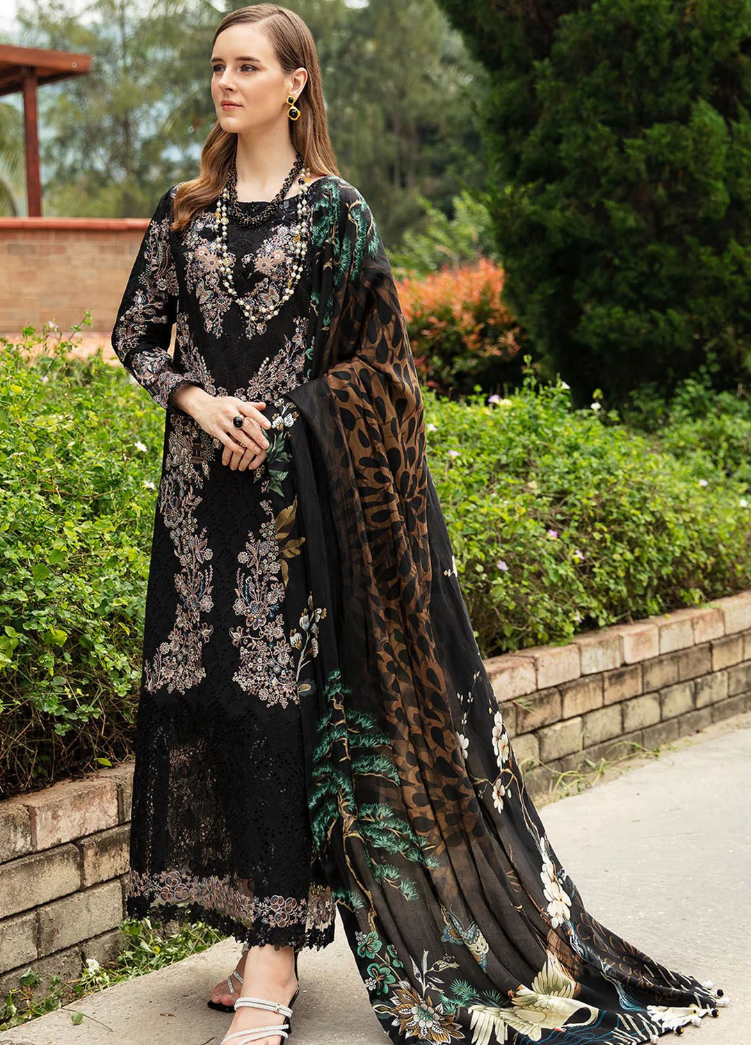 Andaaz by Ramsha Embroidered Lawn Suits Unstitched 3 Piece RSH24AL Z-801 - Luxury Collection