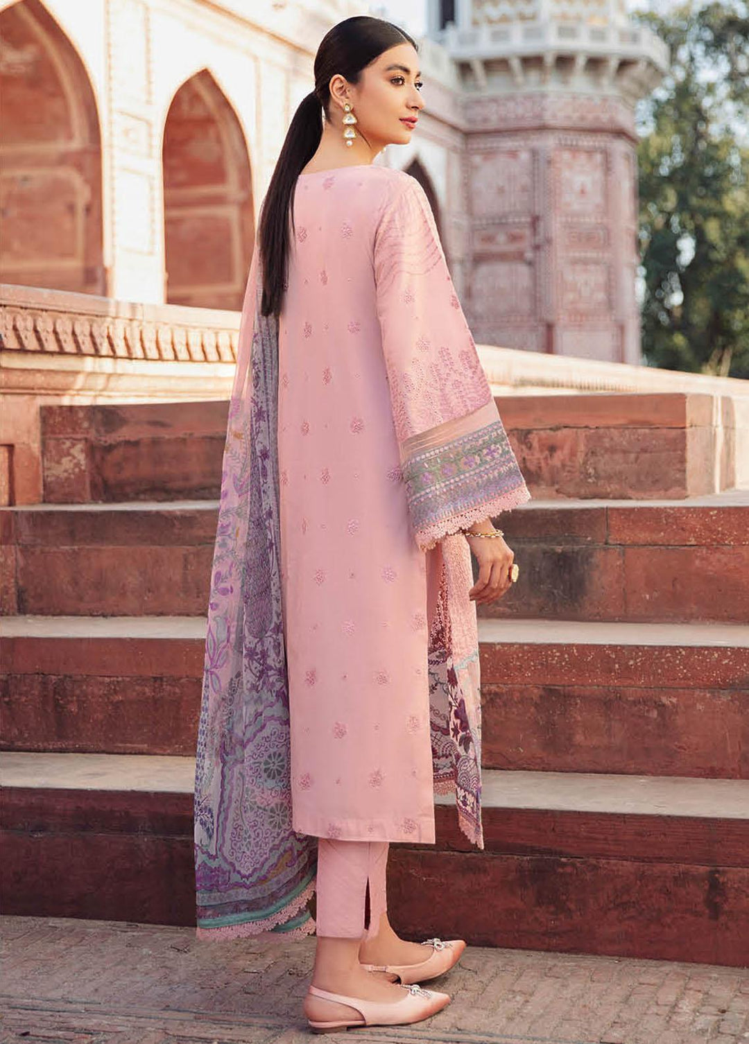 Andaaz by Ramsha Embroidered Lawn Suits Unstitched 3 Piece RSH22-A2 Z-209 - Luxury Collection