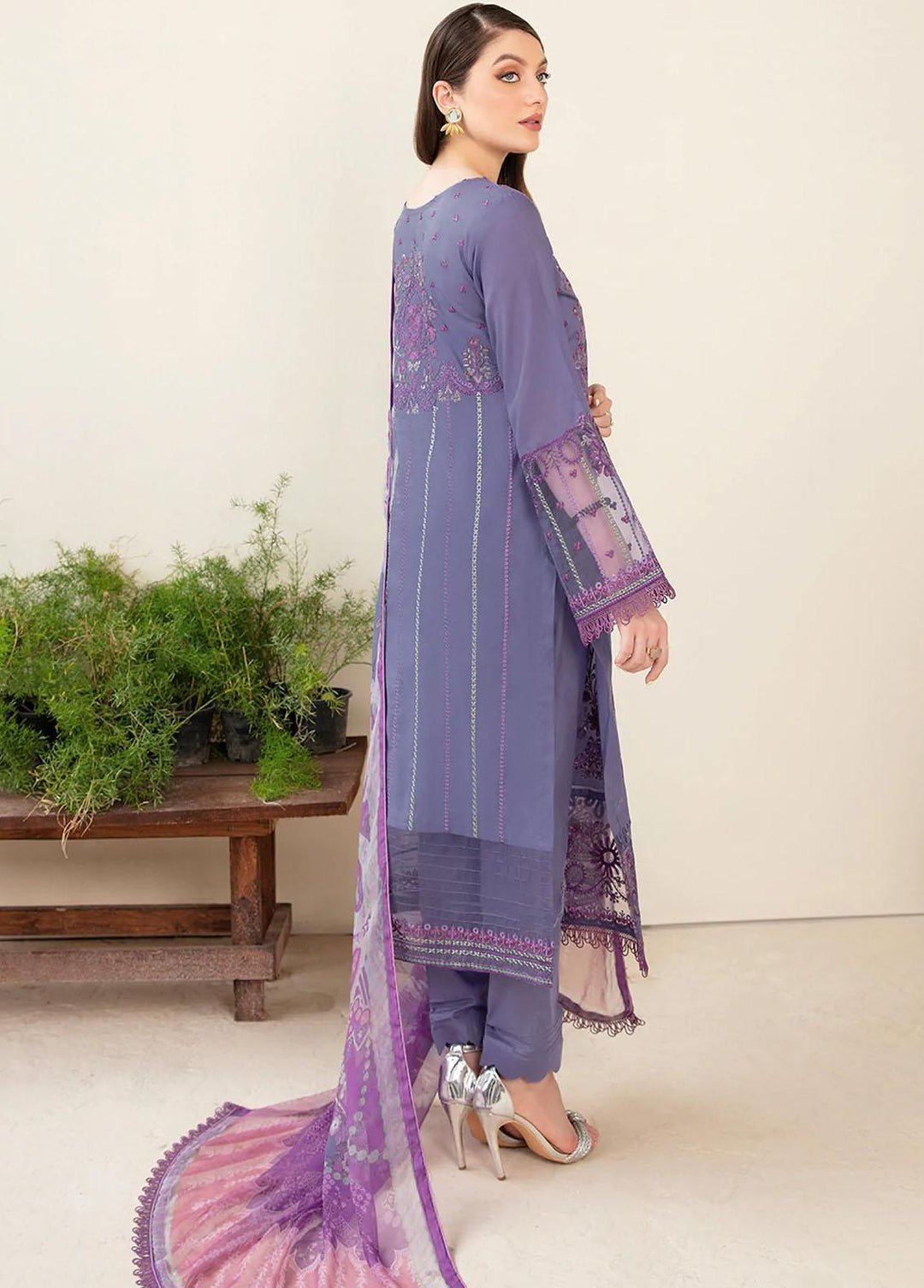 Andaaz by Ramsha Embroidered Lawn Suits Unstitched 3 Piece RSH22-A3 Z-304 - Luxury Collection