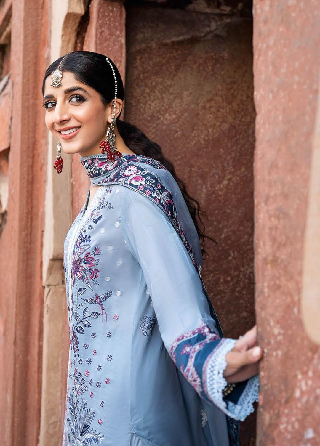 Andaaz by Ramsha Embroidered Lawn Suits Unstitched 3 Piece RSH23-A5 Z-503 - Luxury Collection