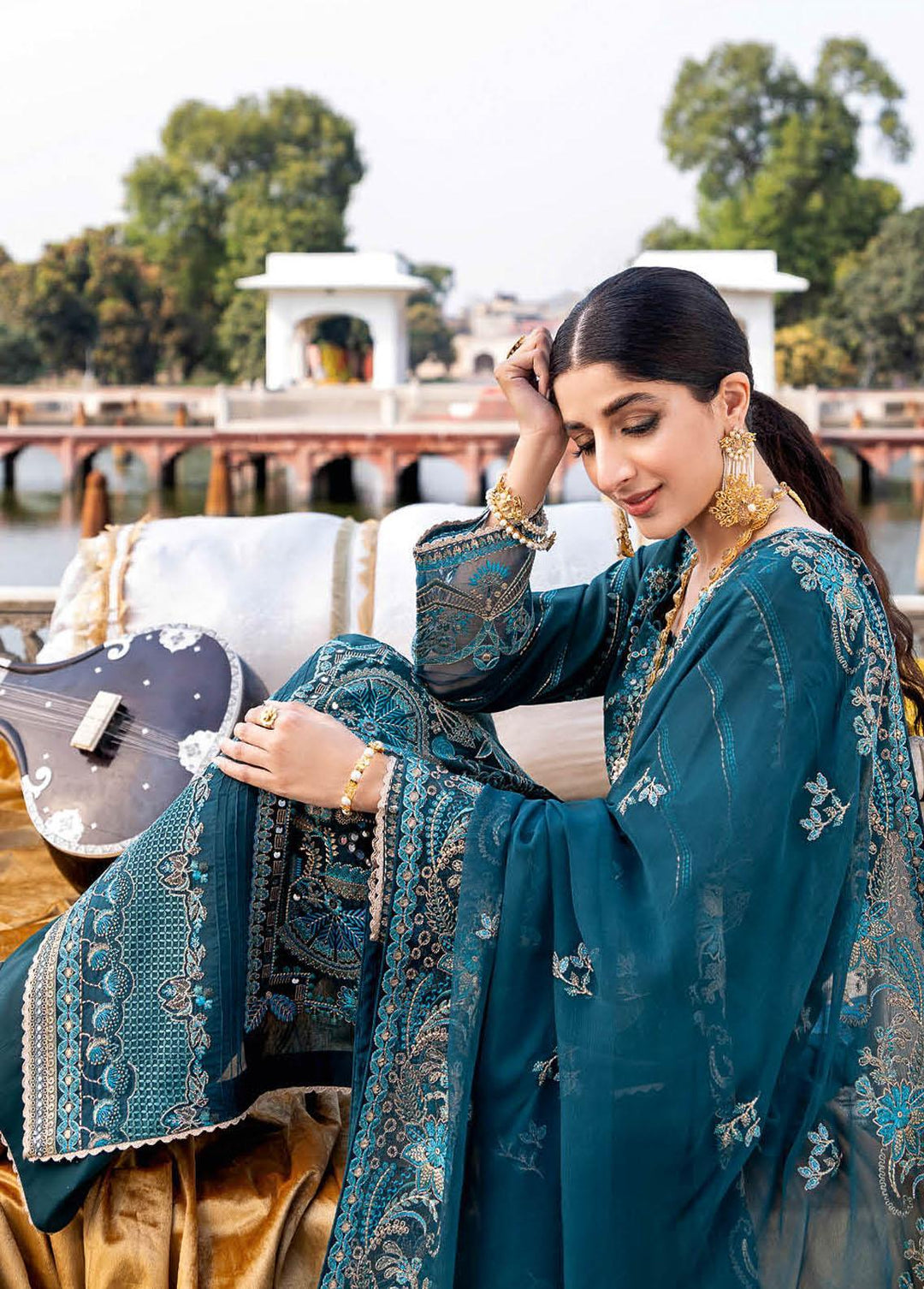 Andaaz by Ramsha Embroidered Lawn Suits Unstitched 3 Piece RSH23-A5 Z-507 - Luxury Collection