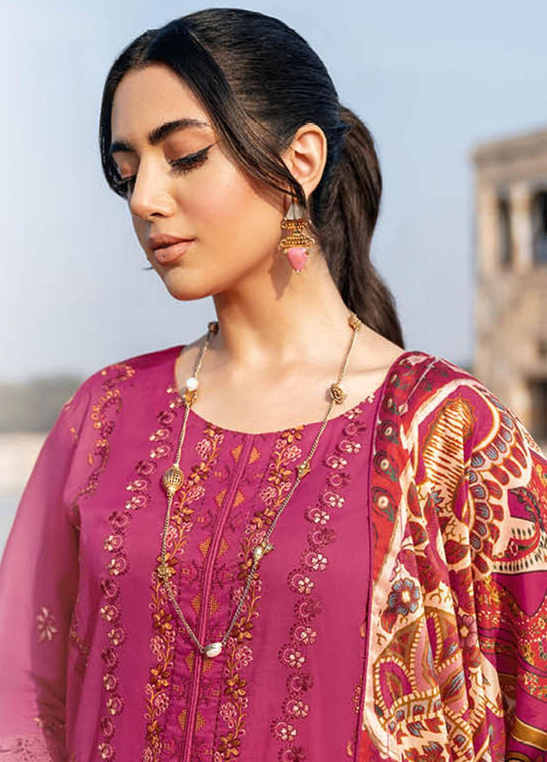 Andaaz By Ramsha Embroidered Lawn Suits Unstitched 3 Piece RSH23-A6 Z-603 - Luxury Collection