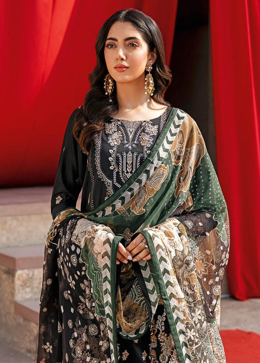 Andaaz By Ramsha Embroidered Lawn Suits Unstitched 3 Piece RSH23-A6 Z-604 - Luxury Collection