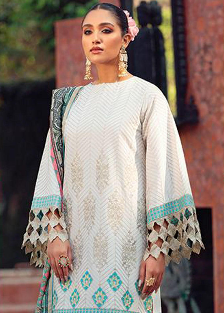 Angan By Noorangi Embroidered Lawn Suits Unstitched 3 Piece NG22A NRASS-07 - Premium Collection