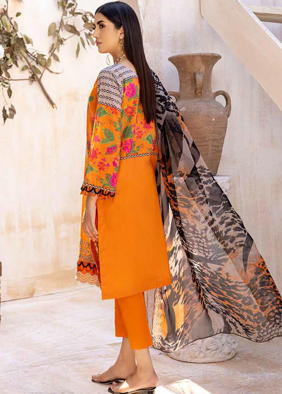 Aniq by Charizma Embroidered Lawn Suits Unstitched 3 Piece CRZ23-A3 AN-024B - Summer Collection