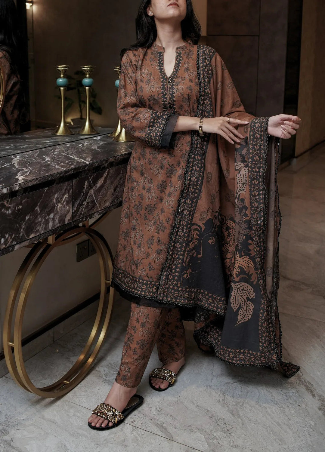 Annafeu Apparels Printed Cambric Suits Unstitched 3 Piece ICV01-010 - Summer Collection