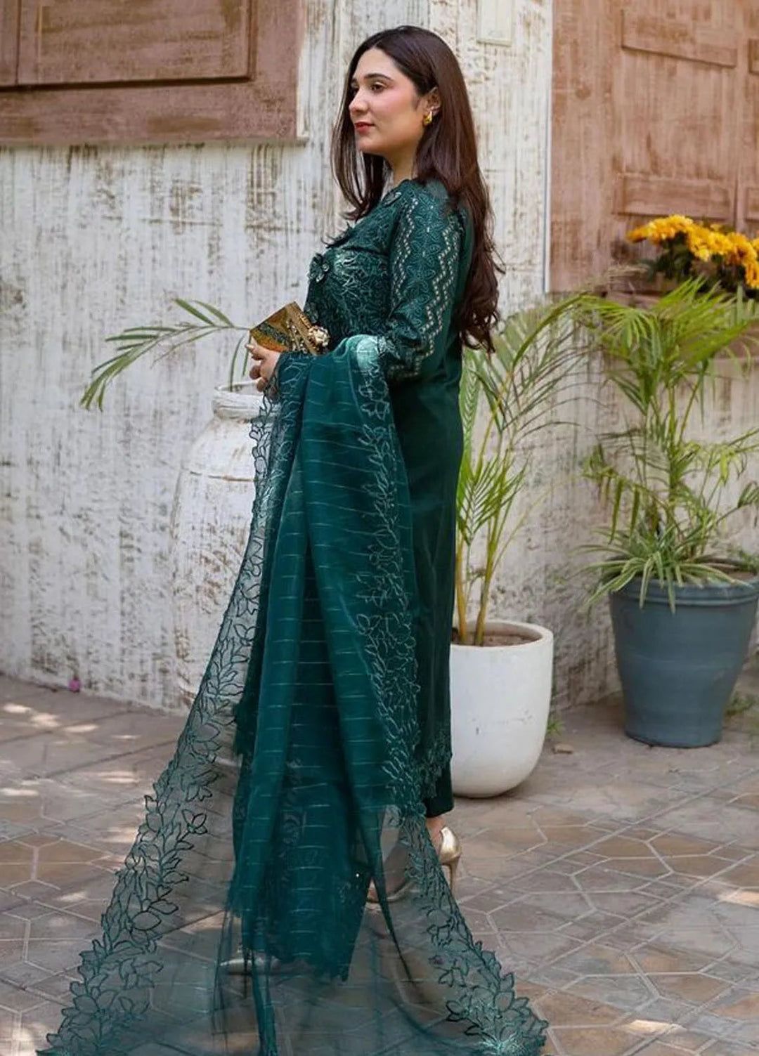 Apana By Aabyaan Embroidered Chikankari Suit Unstitched 3 Piece ABY24A AL-01 Mahgul - Festive Collection