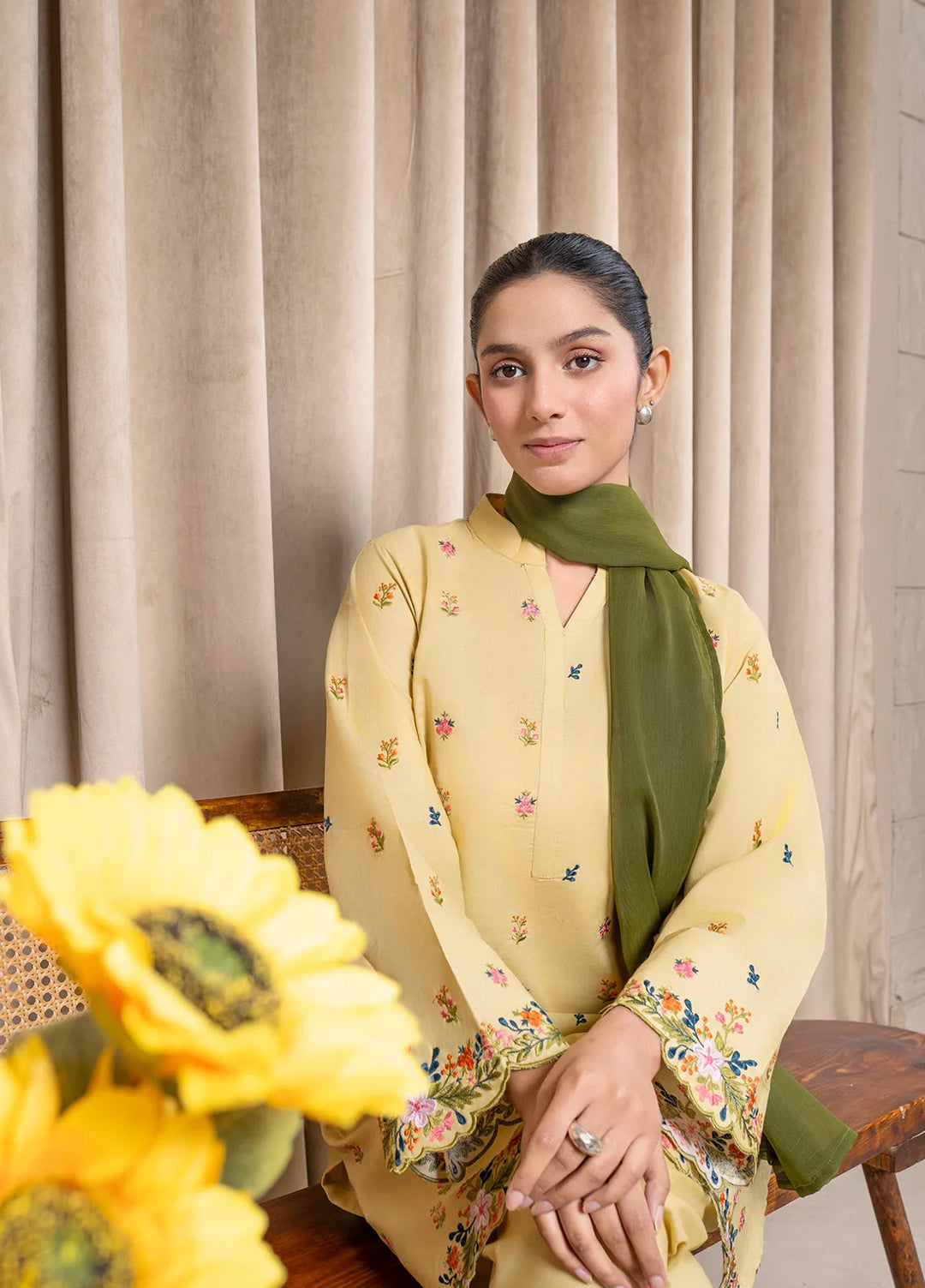 Aqs N Man Pret Embroidered Cotton 3 Piece Suit Sunny Serenity - AM-012