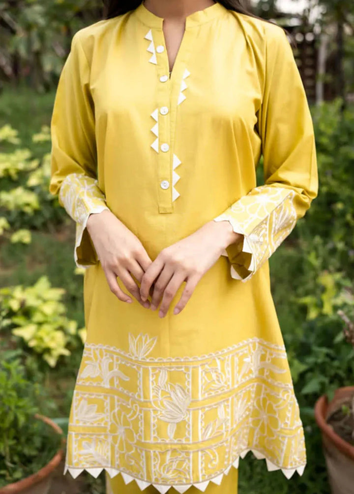 AR Apparel Pret Embroidered Cotton Cambric 3 Piece Suit ARG-0024-03