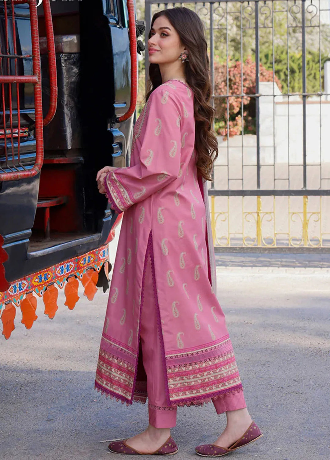 Arabic Lawn By Asim Jofa Printed Suit Unstitched 3 Piece AJ24AL AJPL-13 - Summer Collection