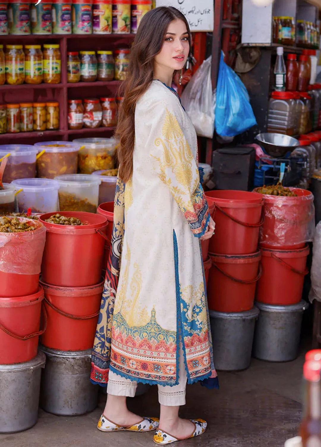 Arabic Lawn By Asim Jofa Printed Suit Unstitched 3 Piece AJ24AL AJPL-18 - Summer Collection