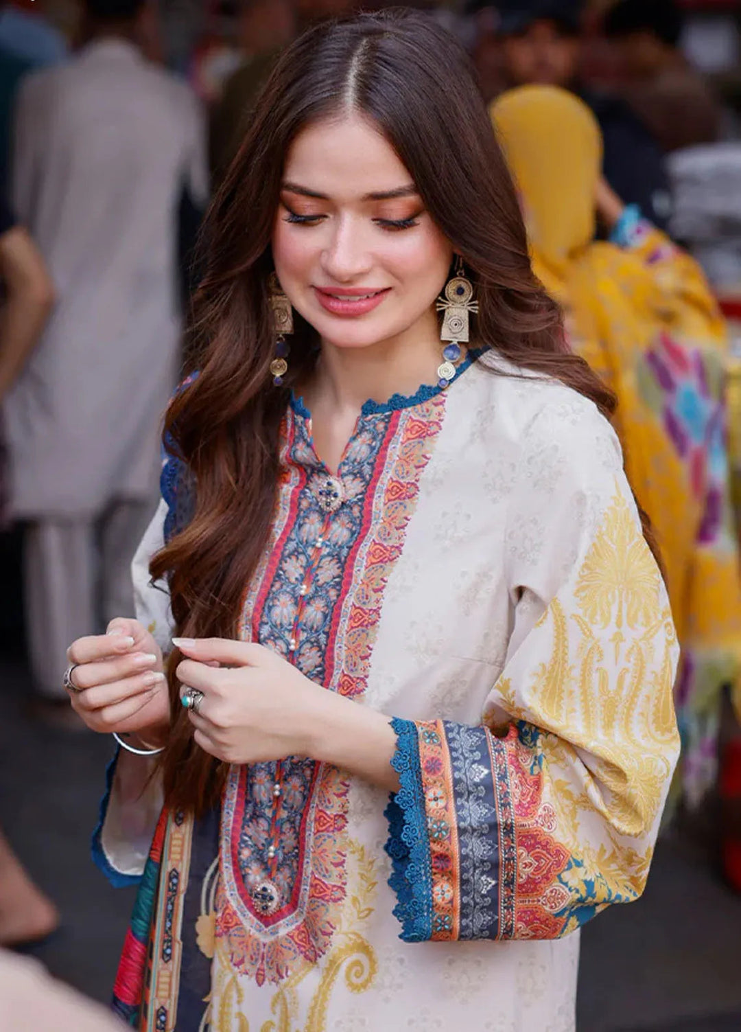 Arabic Lawn By Asim Jofa Printed Suit Unstitched 3 Piece AJ24AL AJPL-18 - Summer Collection