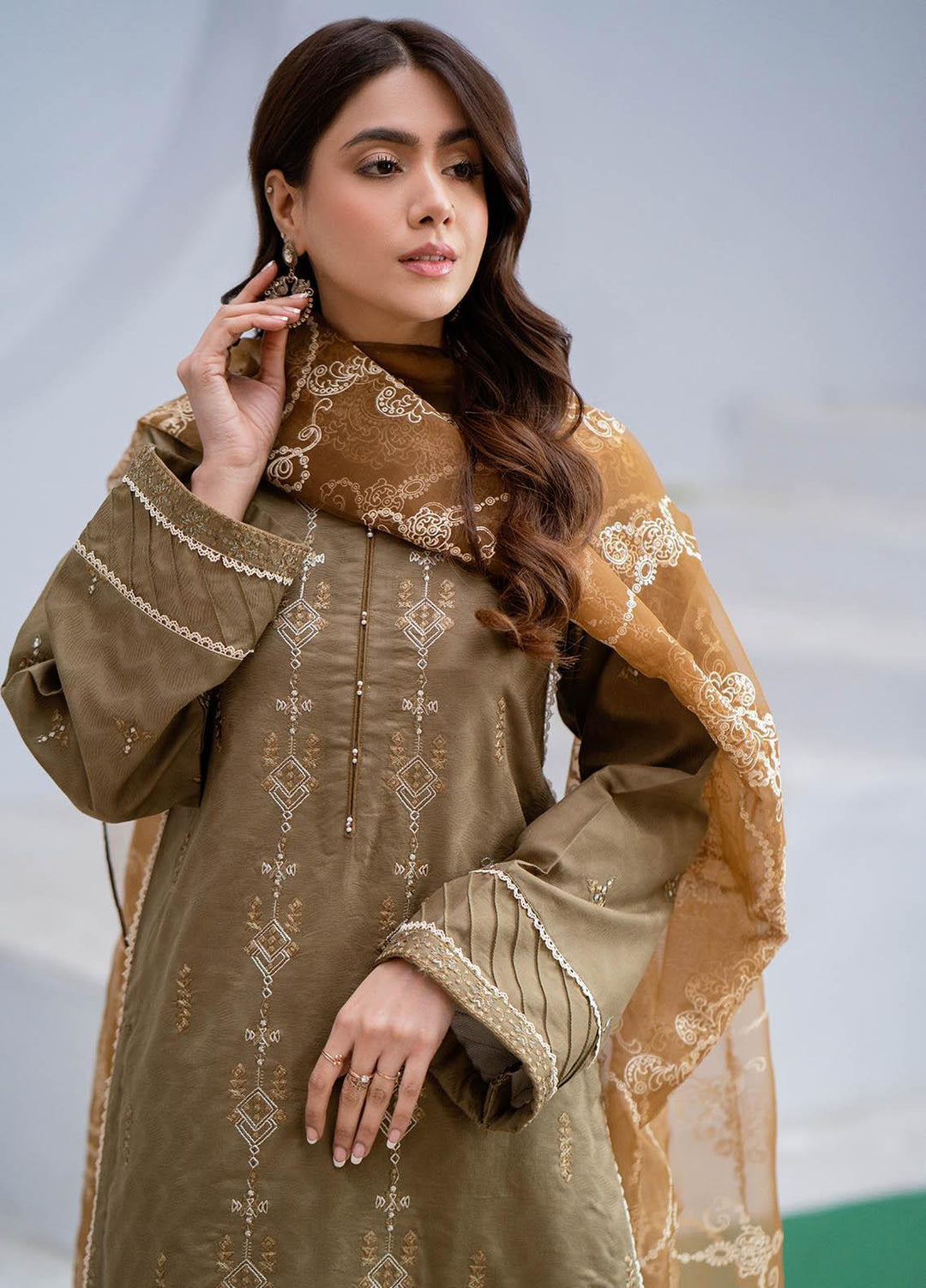 Arzoo by Humdum Embroidered Lawn Suits Unstitched 3 Piece HD23A 04 - Summer Collection