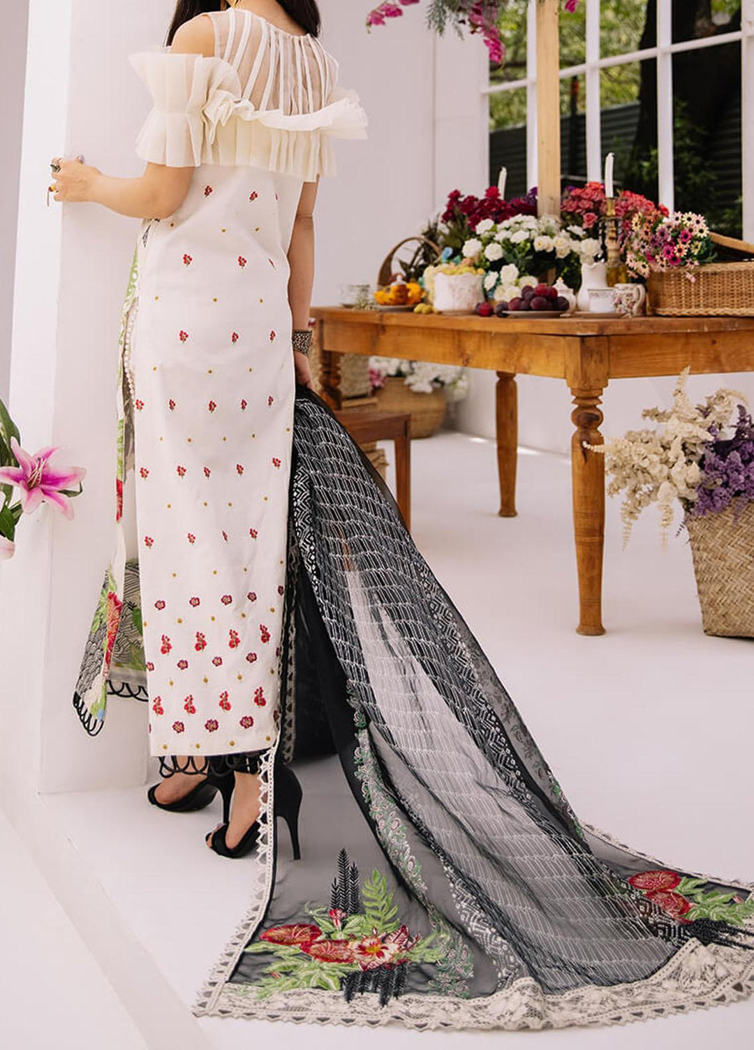 Ariana By Asifa & Nabeel Embroidered Lawn Suits Unstitched 3 Piece AN21A  ALYSSA 1A - Luxury Collection