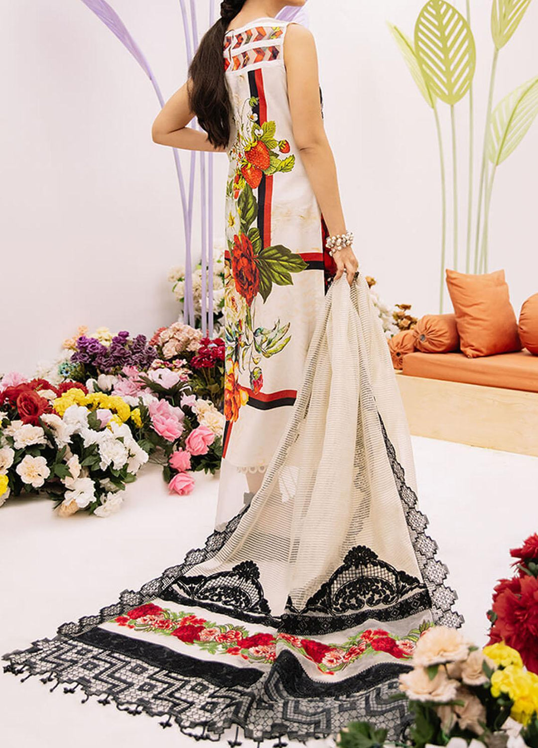 Ariana By Asifa & Nabeel Embroidered Lawn Suits Unstitched 3 Piece AN21A  VIANA 2A - Luxury Collection