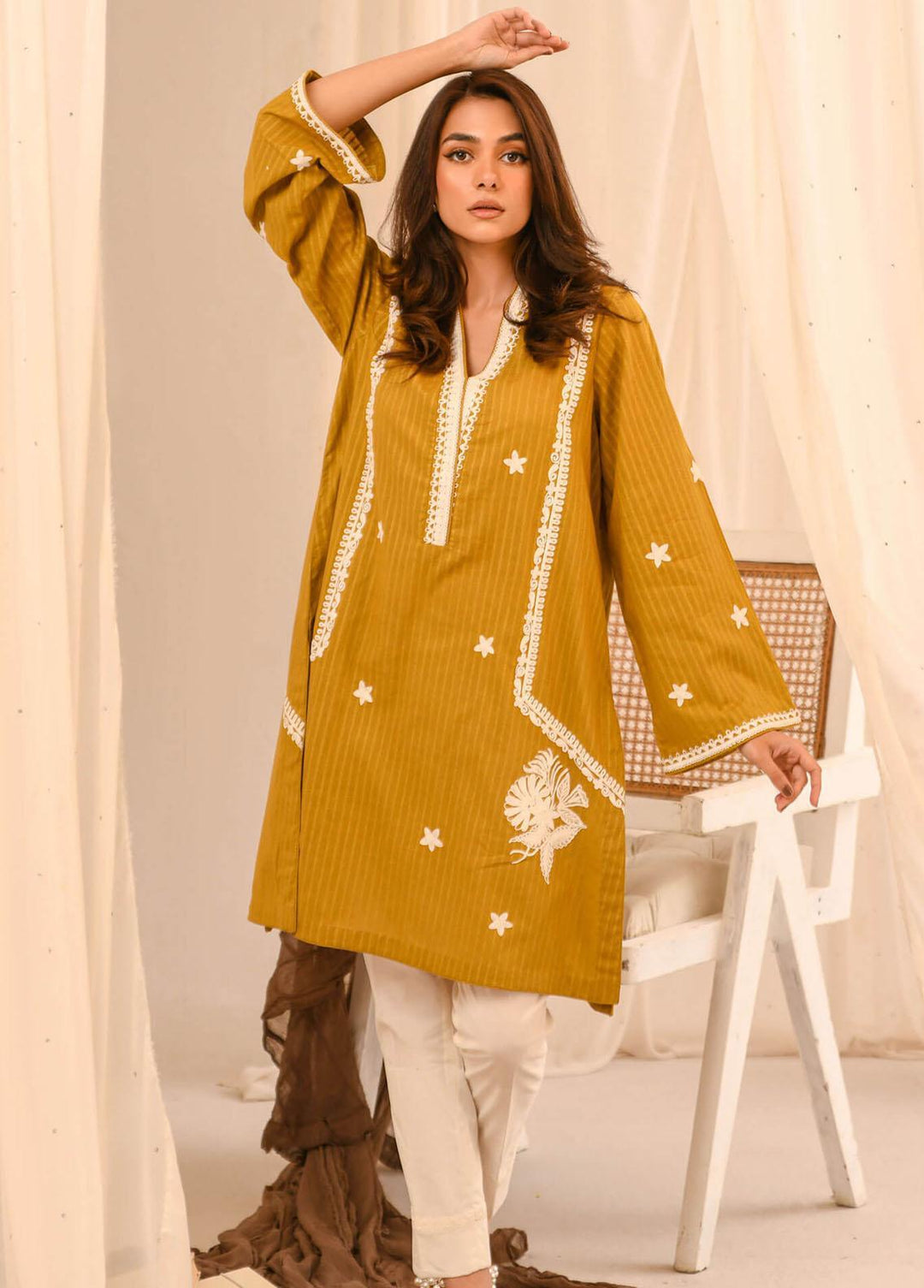 Asifa & Nabeel Pret Embroidered Lawn Kurti AN23B RTW-EMB-13