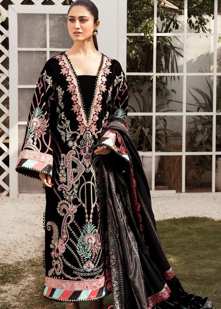 Asifa & Nabeel Embroidered Velvet Suits Unstitched 3 Piece AN22V VC-01 - Luxury Collection