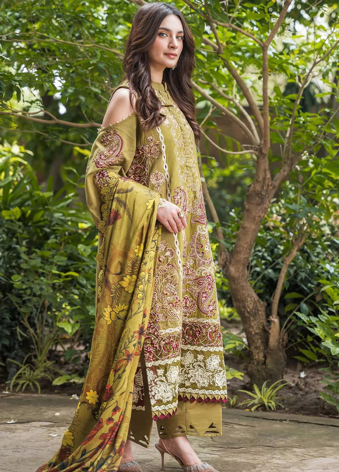 Asifa and Nabeel Embroidered Khaddar Suits Unstitched 3 Piece AN24W2 Noa WL-04 - Winter Collection