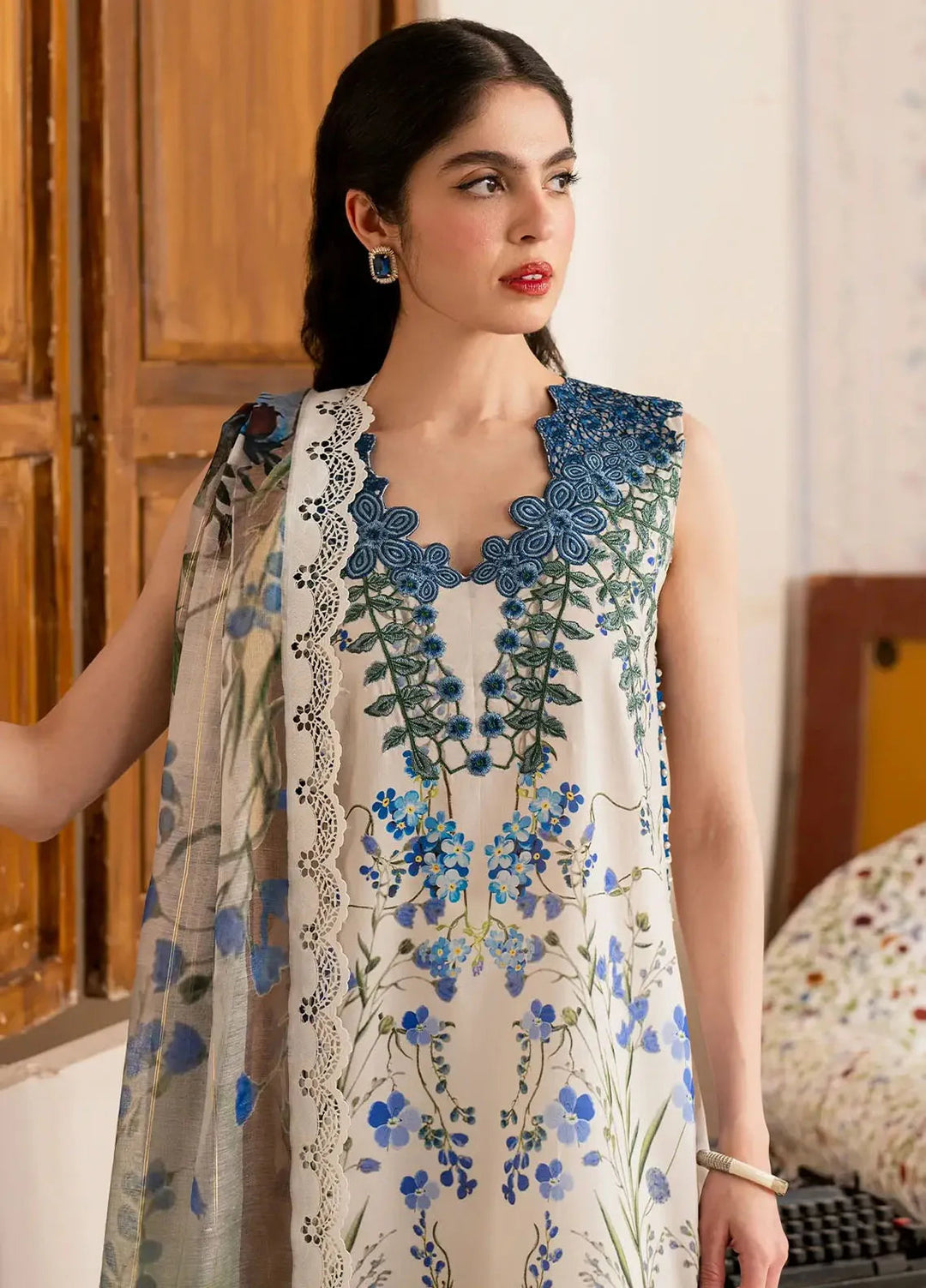 Asifa and Nabeel Embroidered Lawn Suits Unstitched 3 Piece AN25MV MSLV25-13 Shabnam - Summer Collection