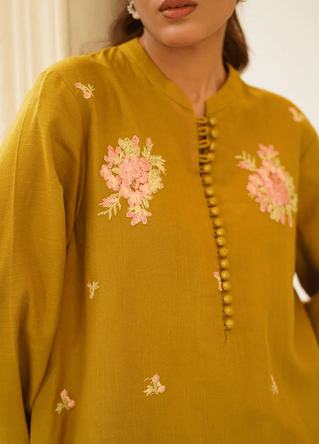 Asifa & Nabeel Pret Embroidered 2 Piece Suit KHDR005