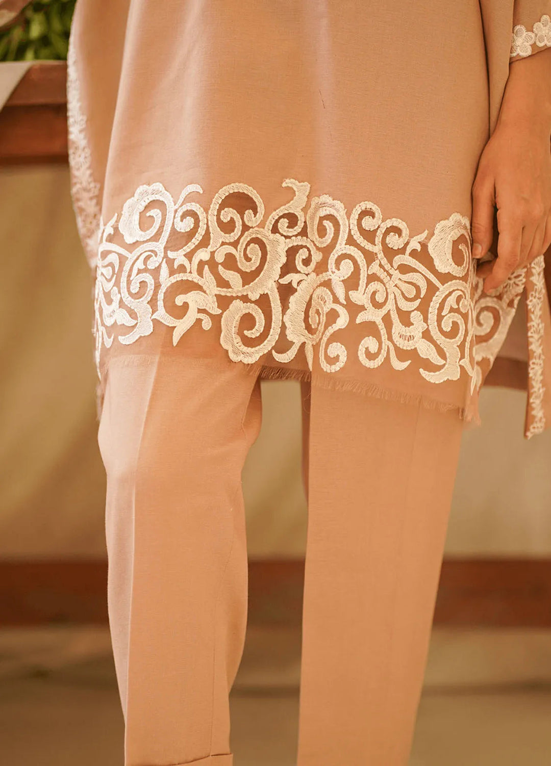 Asifa & Nabeel Pret Embroidered 2 Piece Suit KHDR006