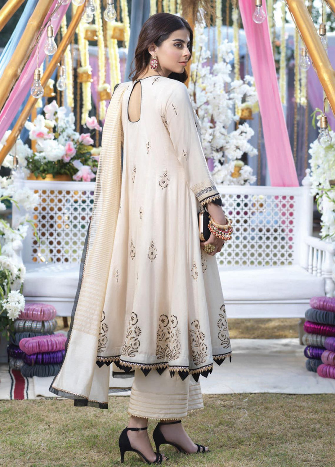 Asim Jofa Embroidered Lawn Suits Unstitched 3 Piece AJ21E 05 - Festive Collection