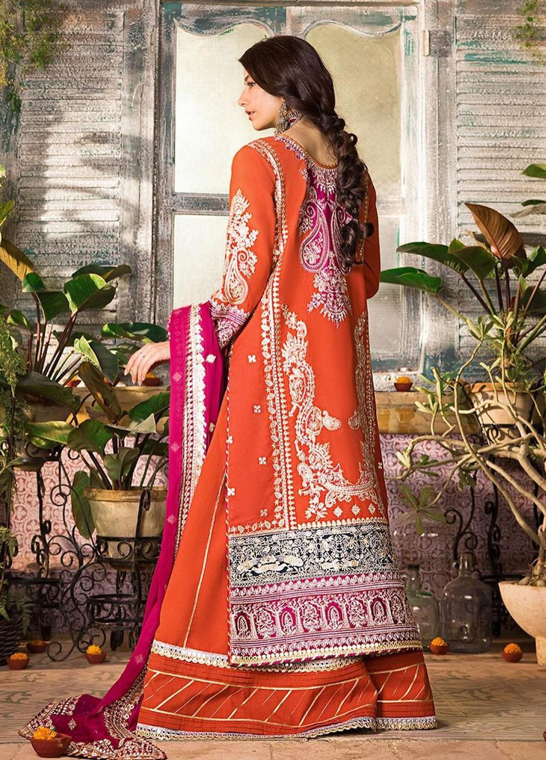 Asim Jofa Embroidered Lawn Suits Unstitched 3 Piece AJ23EL AJLR-22 - Luxury Lawn Collection