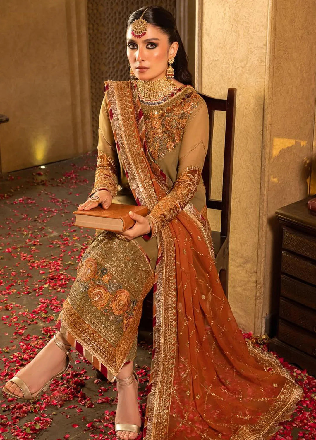 Asim Jofa Embroidered Chiffon Unstitched Suit 3 Piece AJ23VF AJVF-08 - Festive Collection