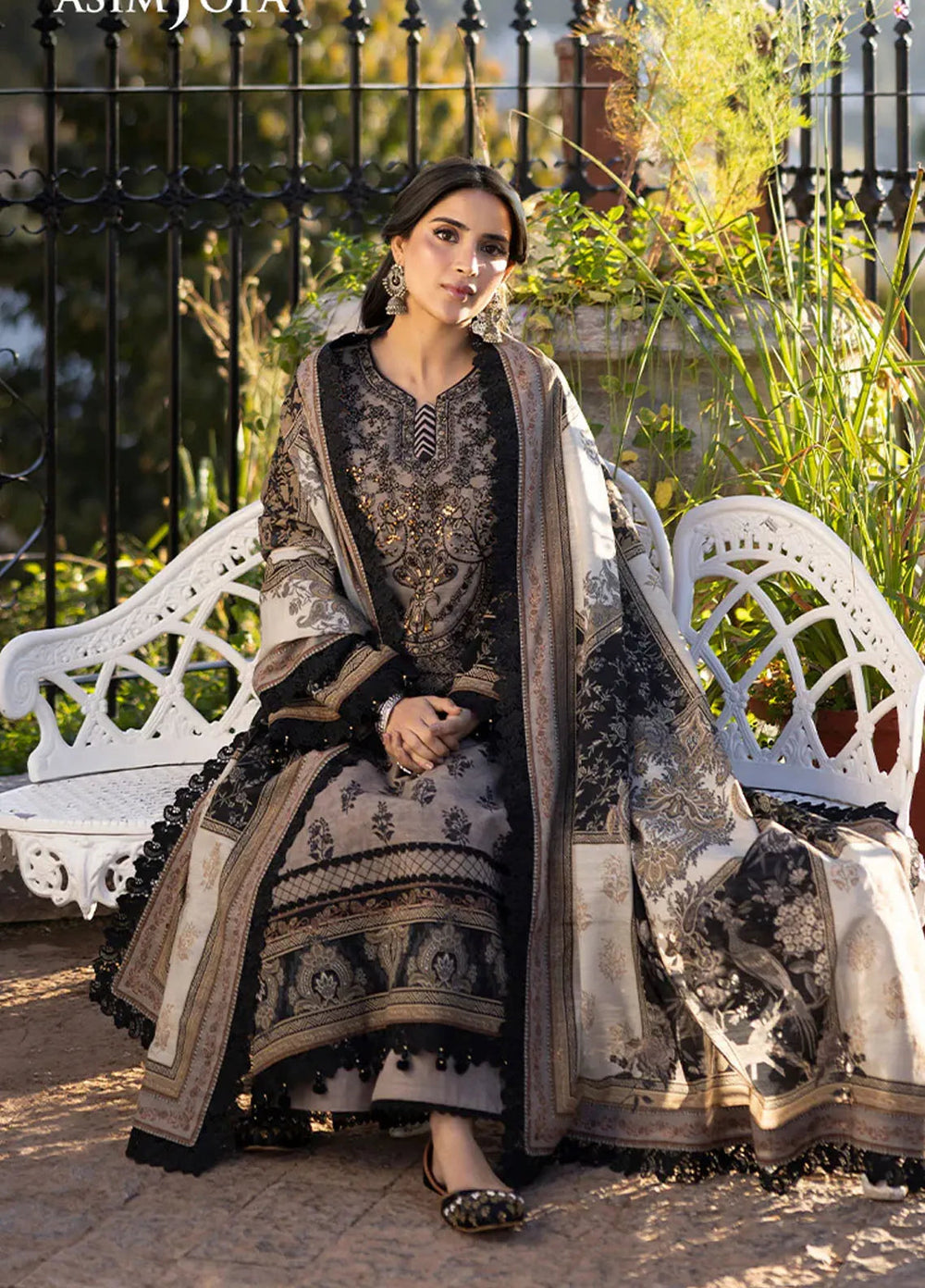 Asim Jofa Embroidered Khaddar Suits Unstitched 3 Piece AJ24UW AJUW-08 - Winter Collection