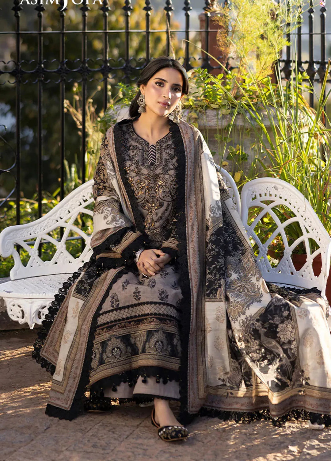 Asim Jofa Embroidered Khaddar Suits Unstitched 3 Piece AJ24UW AJUW-08 - Winter Collection