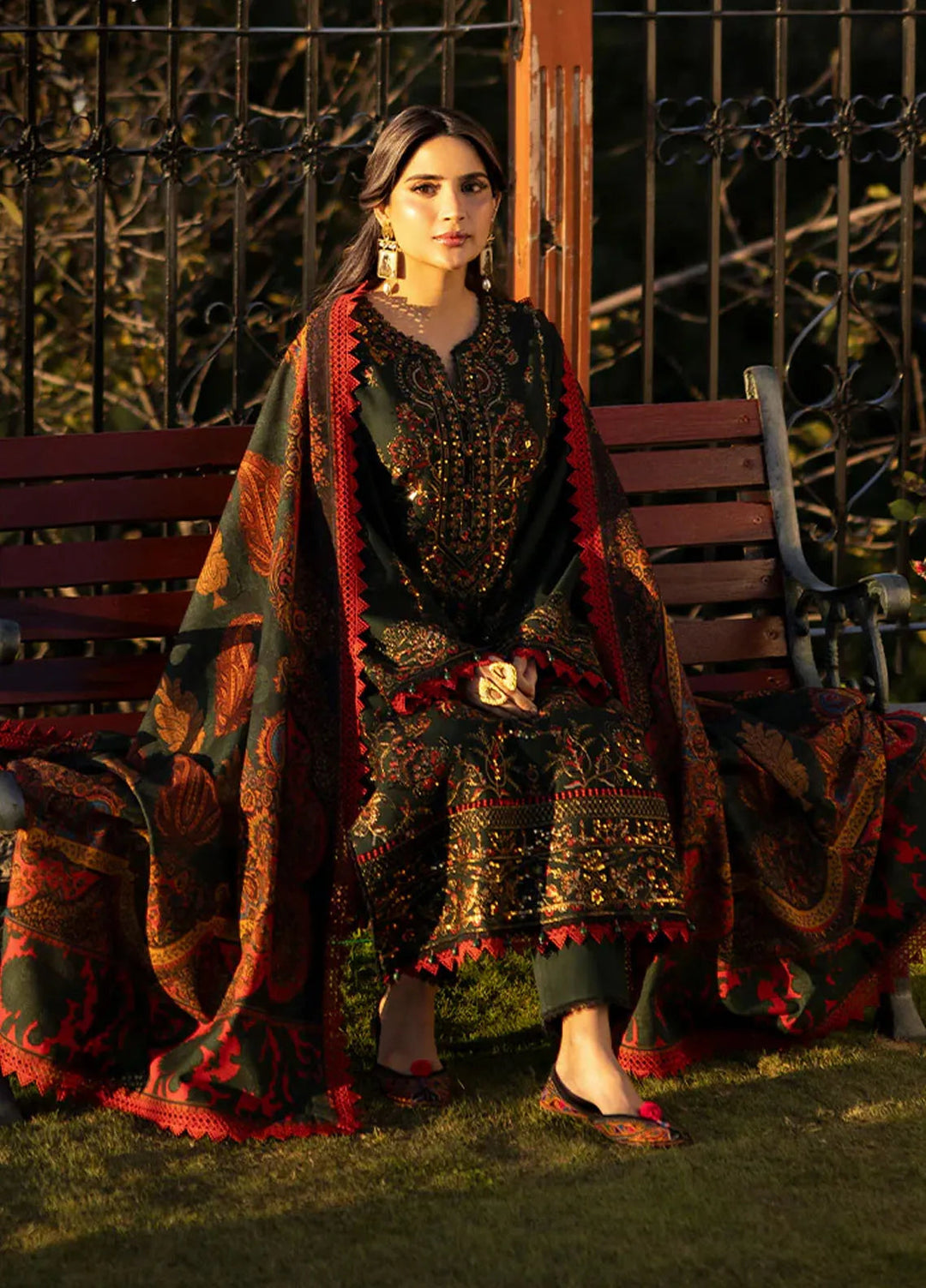 Asim Jofa Embroidered Khaddar Suits Unstitched 3 Piece AJ24UW AJUW-11 - Winter Collection