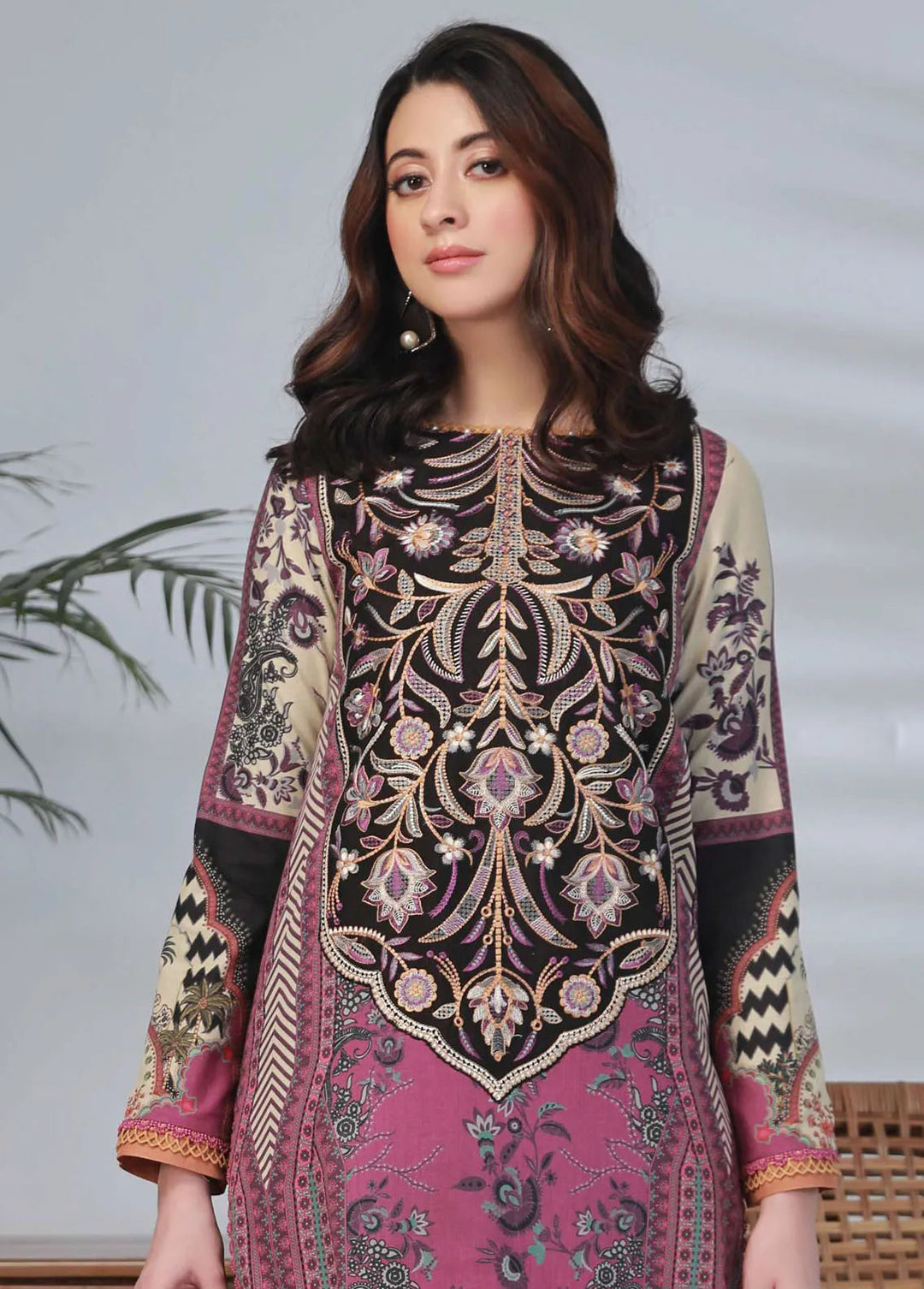 Asim Jofa Embroidered Lawn Unstitched Suit 3 Piece AJ23-P2 AJBP-38 - Summer Collection