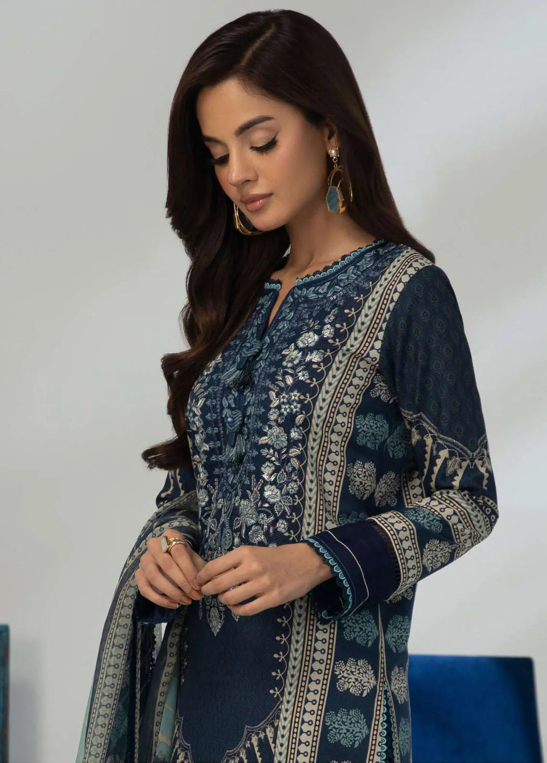 Asim Jofa Embroidered Lawn Unstitched Suit 3 Piece AJ23-P2 AJBP-46 - Summer Collection