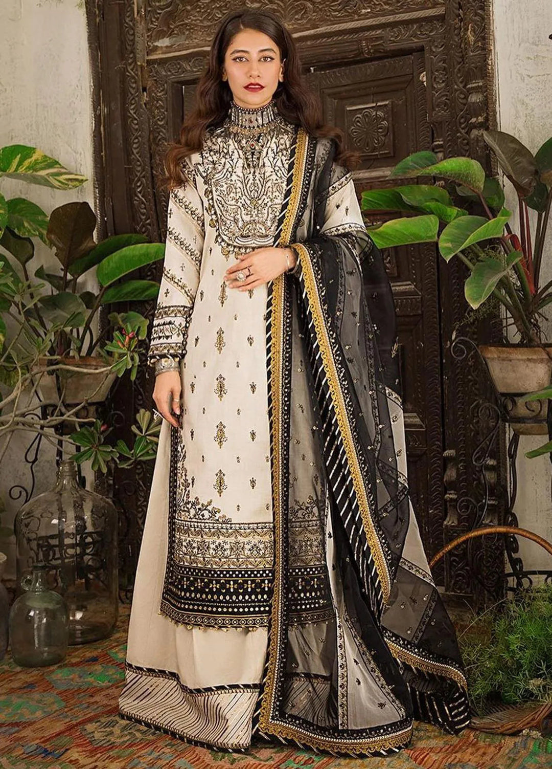 Asim Jofa Embroidered Lawn Unstitched Suit 3 Piece AJ23EL AJLR-18 - Luxury Lawn Collection