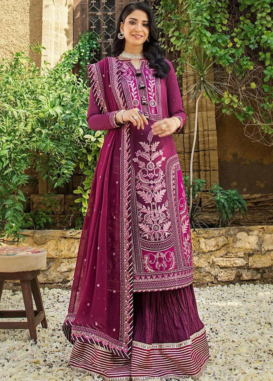 Asim Jofa Embroidered Lawn Unstitched Suit 3 Piece AJ23EL AJLR-21 - Luxury Lawn Collection