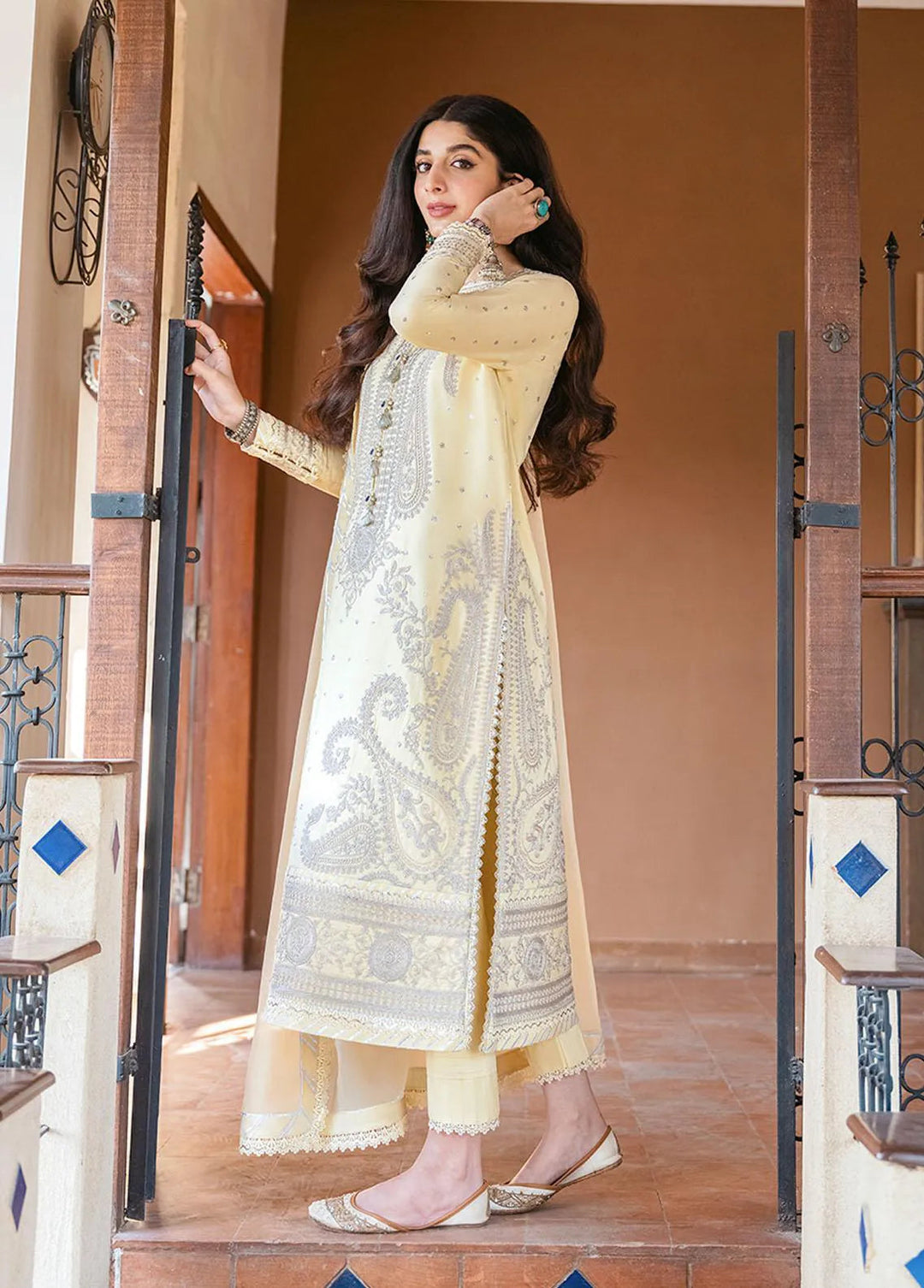 Asim Jofa Embroidered Unstitched Suit 3 Piece AJ23EF AJKM-10 - Festive Collection