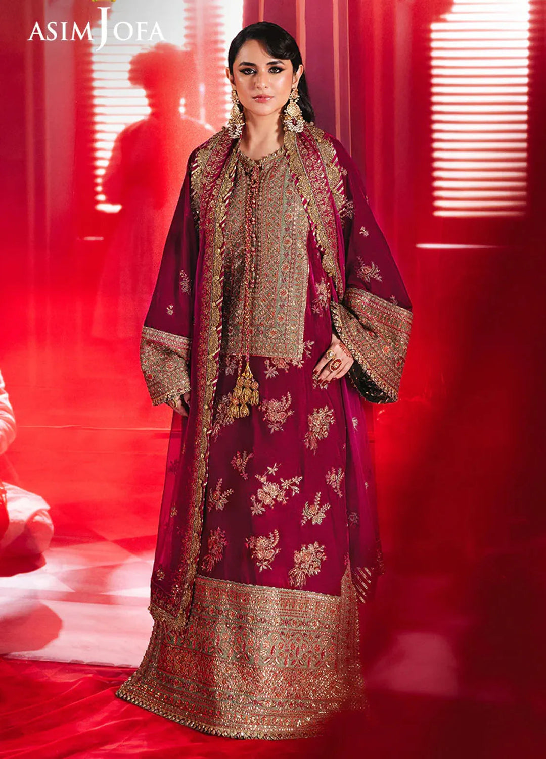 Asim Jofa Embroidered Velvet Suits Unstitched 2 Piece AJ24M AJMV-06 - Luxury Collection