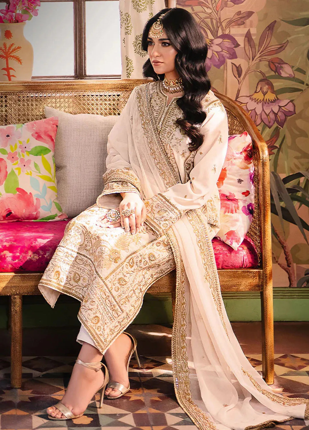 Afsanay Pret by Asim Jofa Embroidered Twisted Lawn 3 Piece Suit AJLP-05