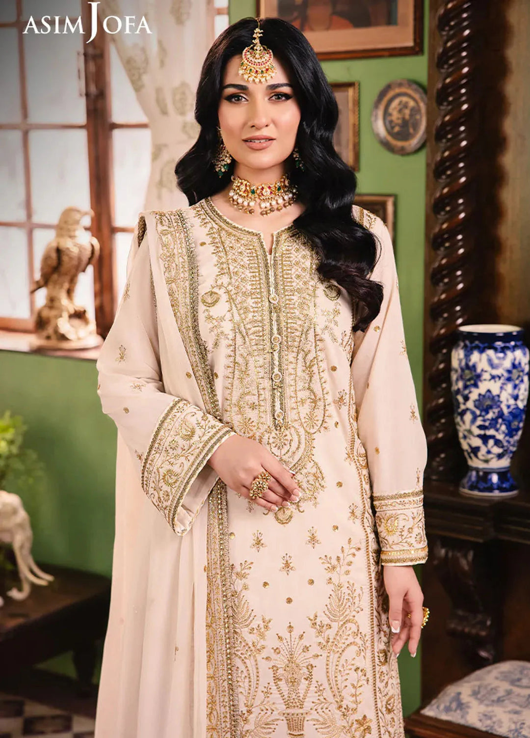 Afsanay Pret by Asim Jofa Embroidered Twisted Lawn 3 Piece Suit AJLP-05