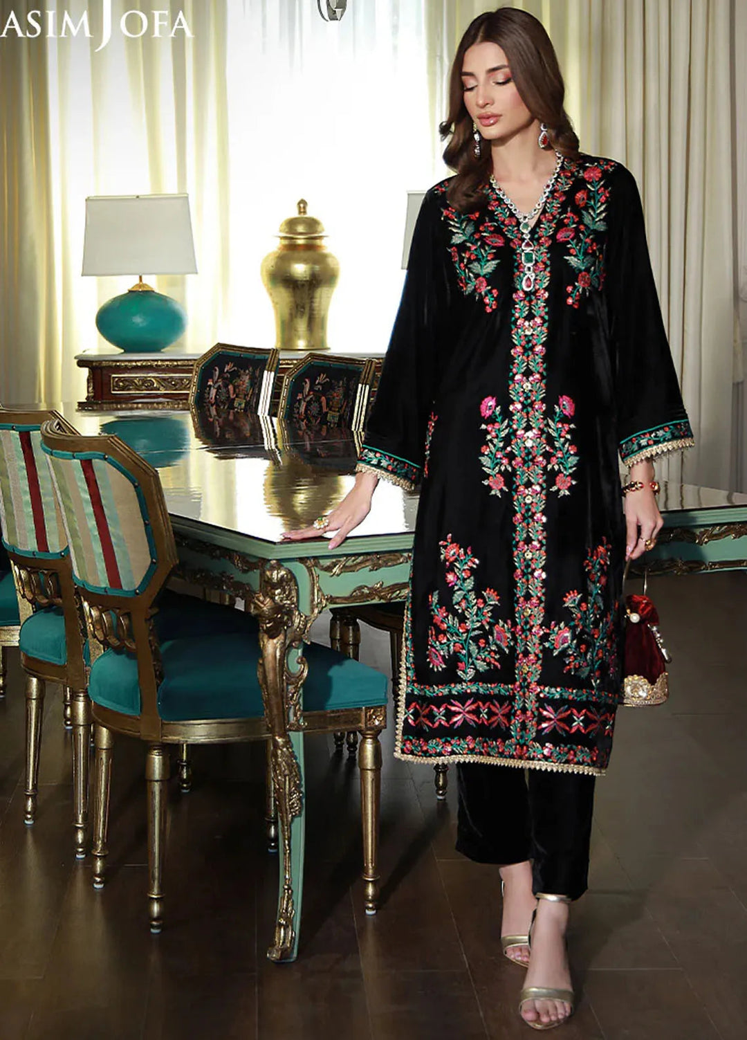 Asim Jofa Pret Embroidered Velvet 2 Piece Suit AJVG-01