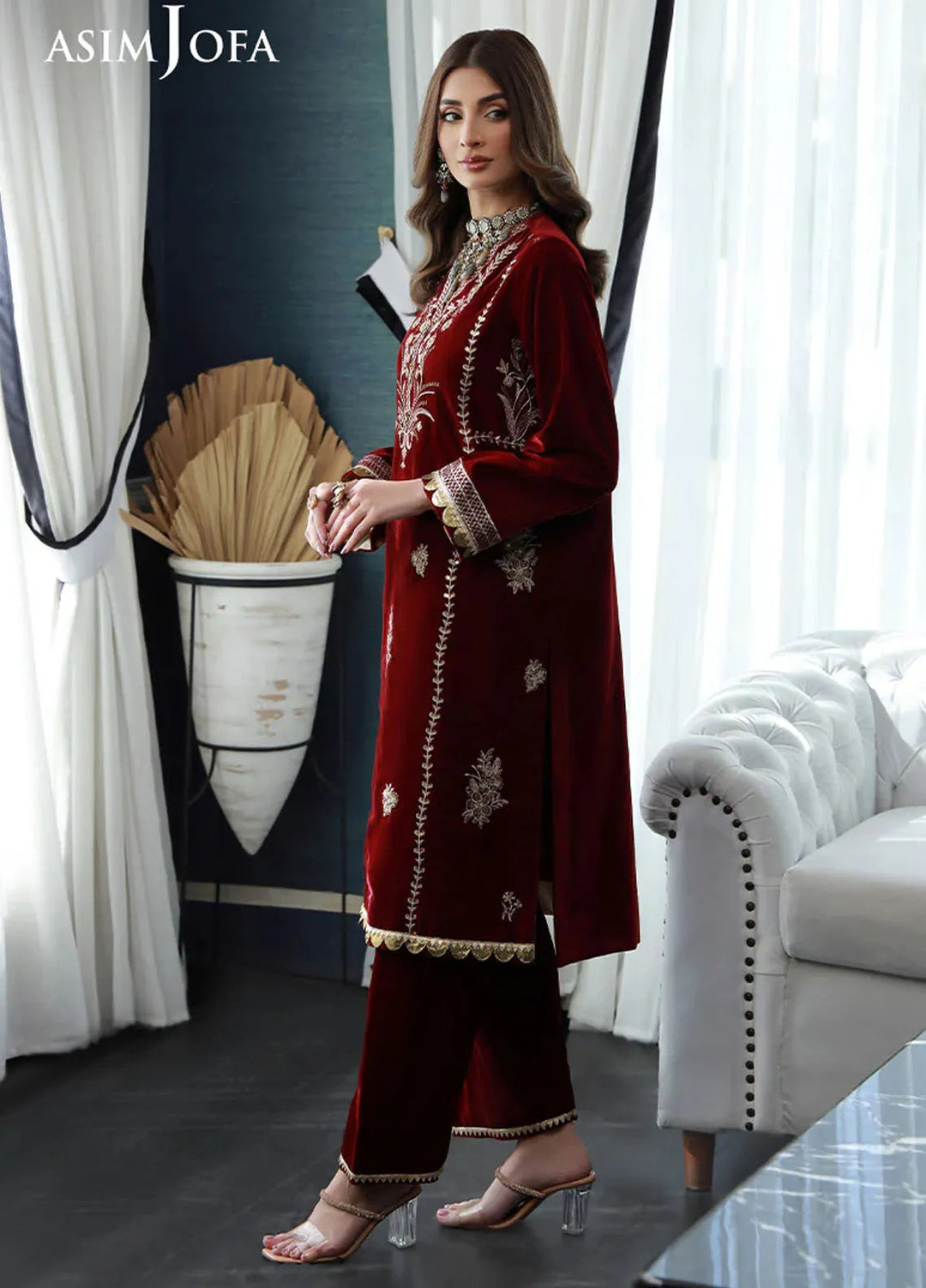 Asim Jofa Pret Embroidered Velvet 2 Piece Suit AJVG-02