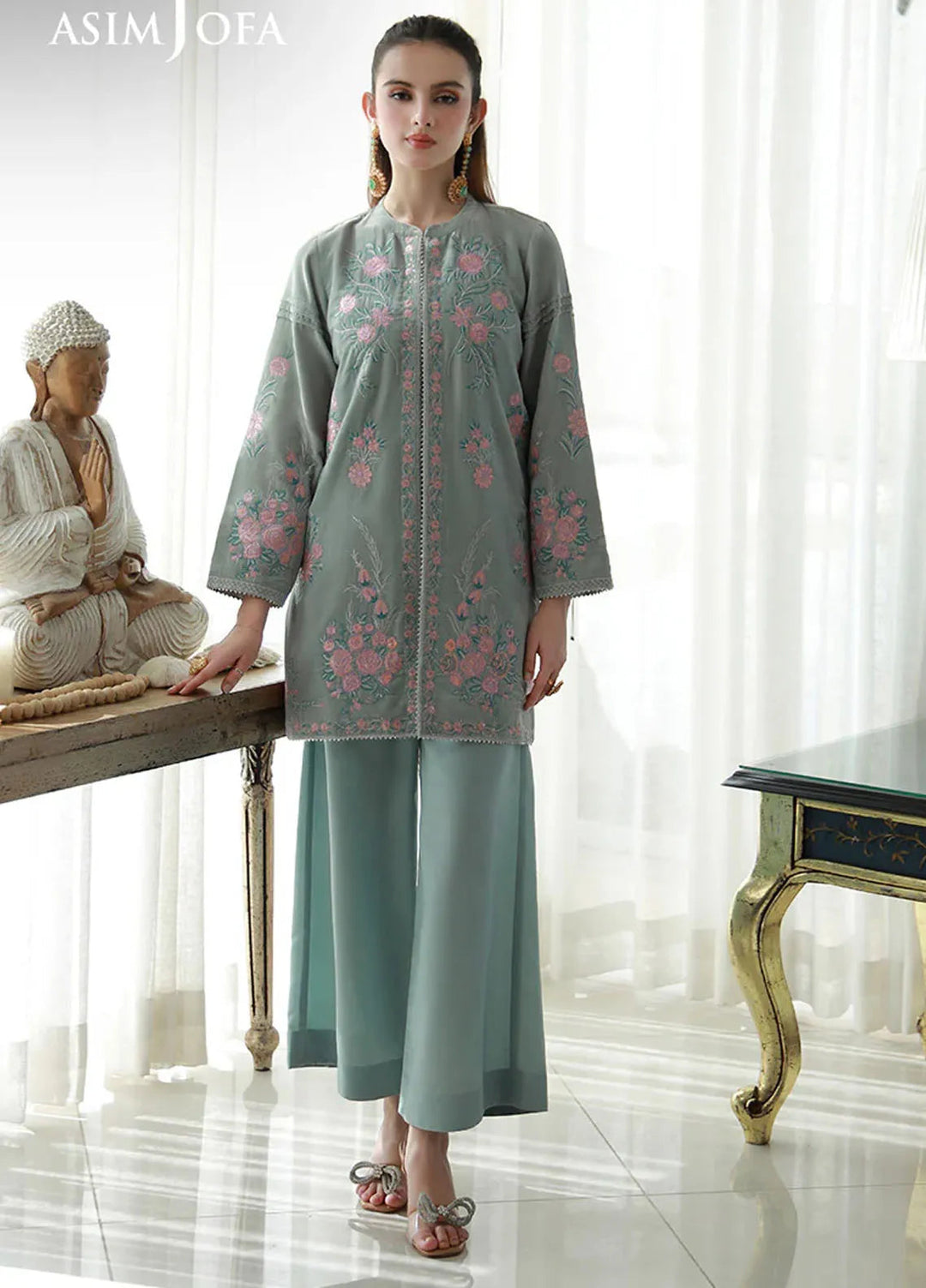 Asim Jofa Pret Embroidered Velvet 3 Piece Suit AJVG-07