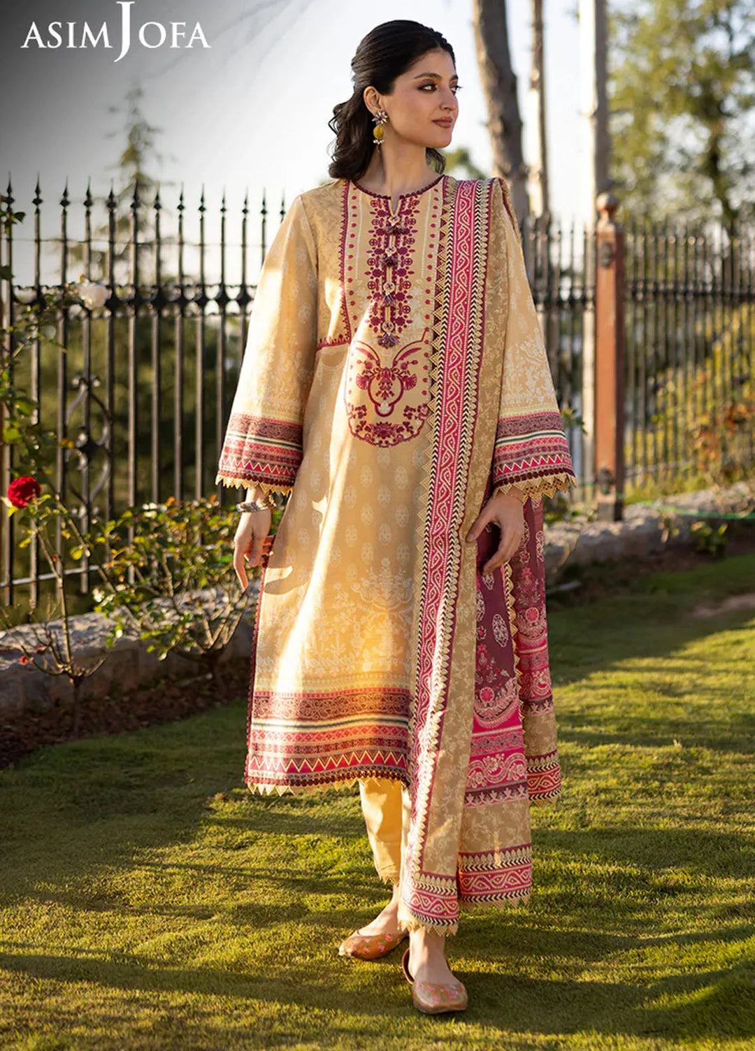 Asim Jofa Printed Khaddar Suits Unstitched 3 Piece AJ24UW AJUW-36 - Winter Collection